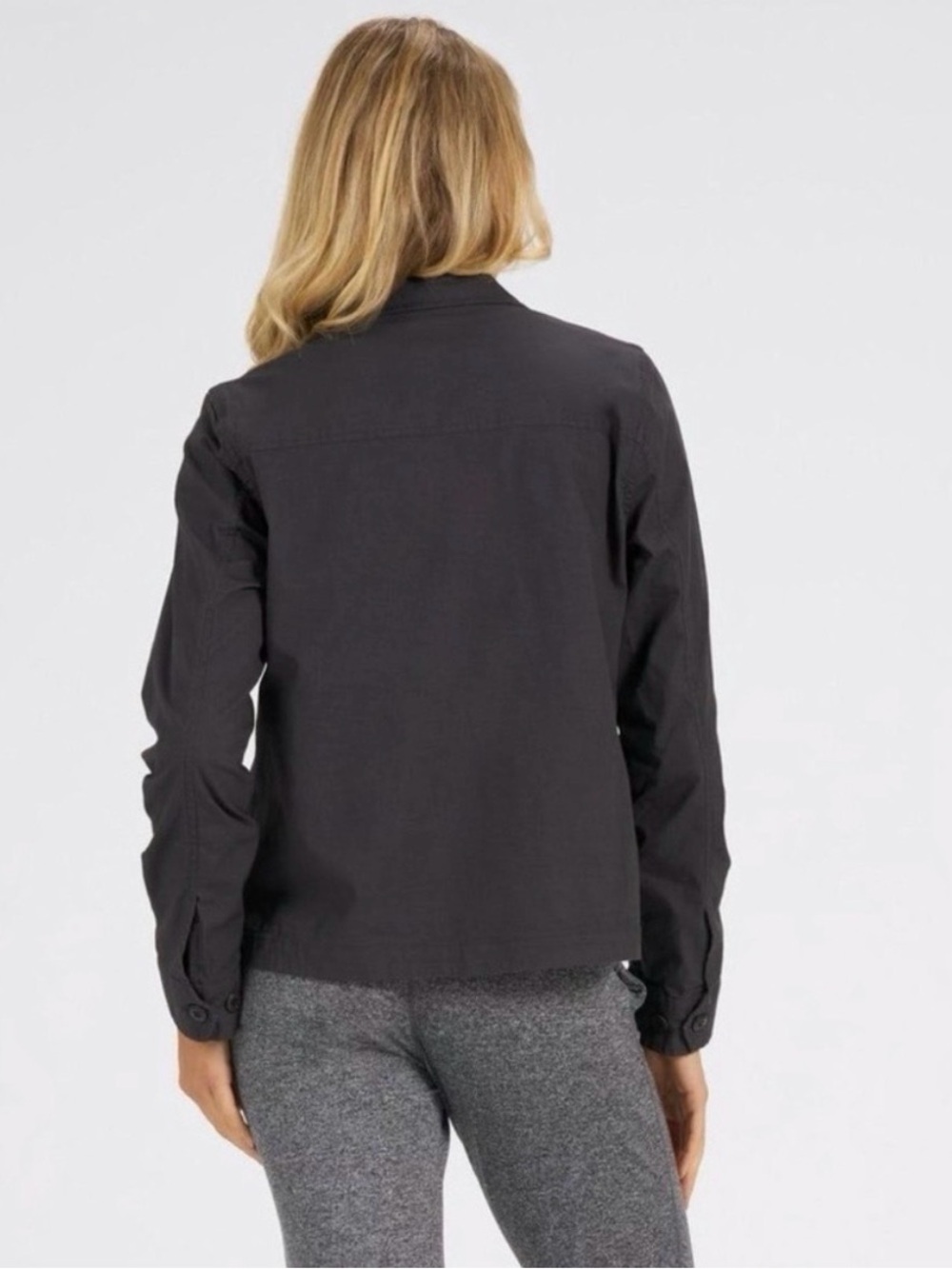VUORI Women's Ripstop Charcoal Button-Front Lightweight Jacket Size Small - Picture 2 of 11